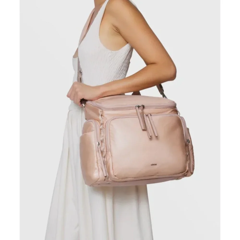 Caraa Baby Bag Medium in Blush Nylon Baby Essential Waterproof Travel - Picture 2 of 6